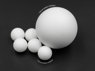 多规格白色橡胶球