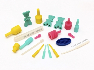 彩色橡胶玩具杂件厂家定制